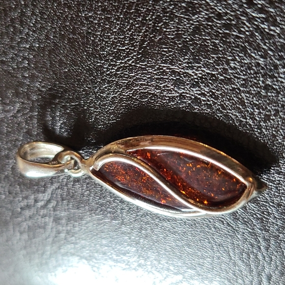 Baltic Amber Pendant in Sterling Silver - Picture 2 of 5